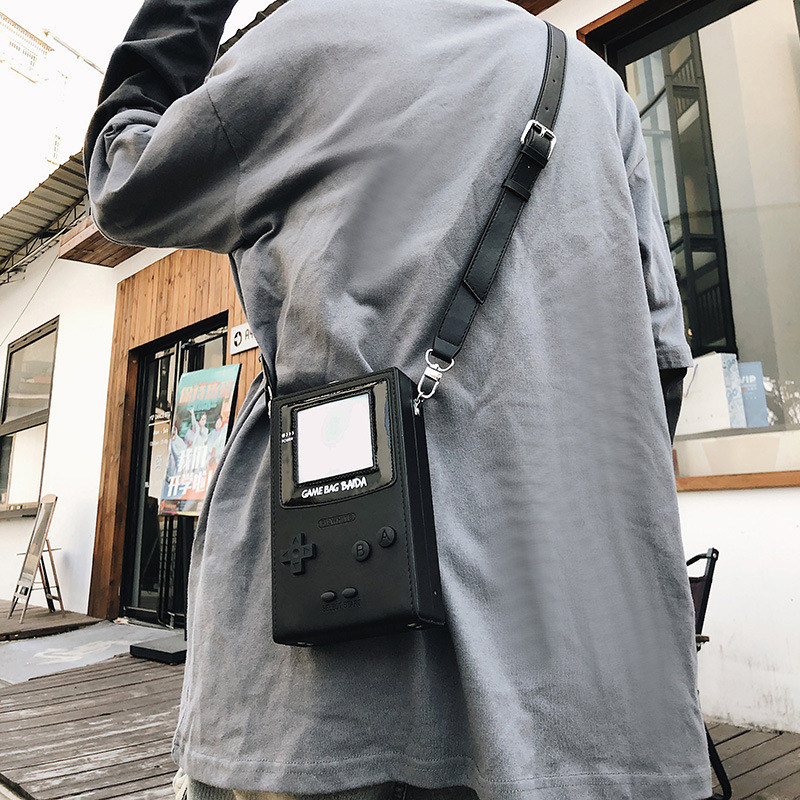 Borsa a tracolla mini a forma  - Retro Gaming Nostalgia recensione e prezzo